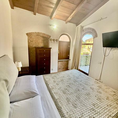 Casa Vacanze Elena Rometta ภายนอก รูปภาพ