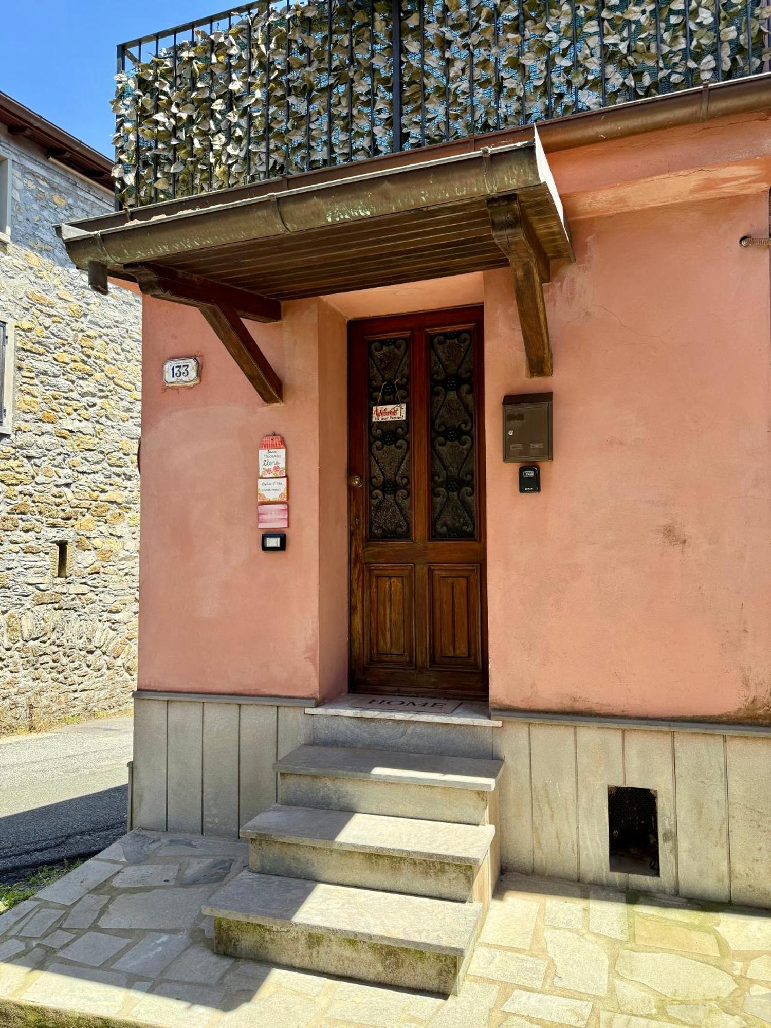 Casa Vacanze Elena Rometta ภายนอก รูปภาพ