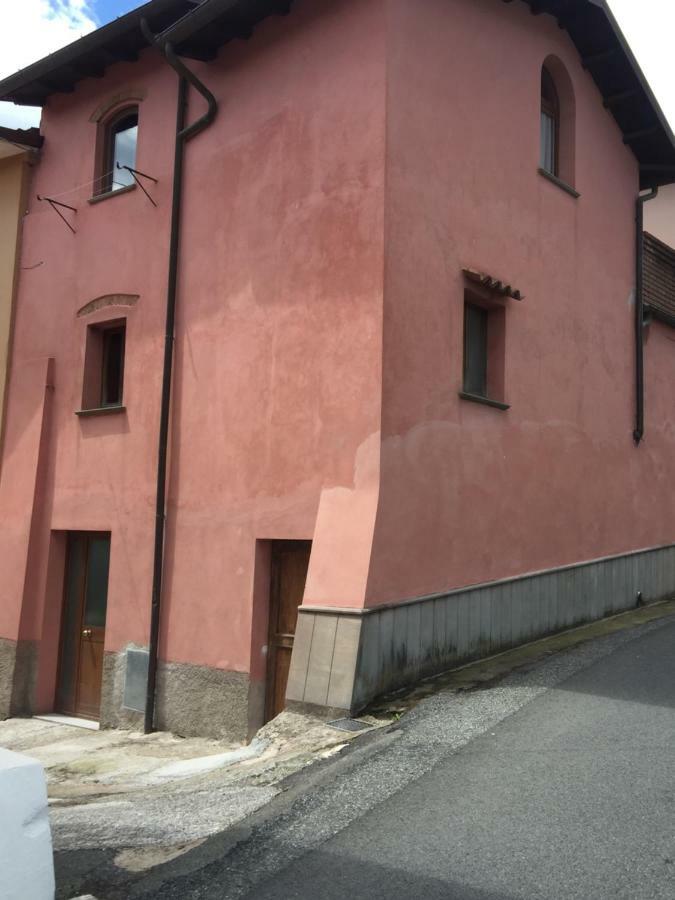 Casa Vacanze Elena Rometta ภายนอก รูปภาพ