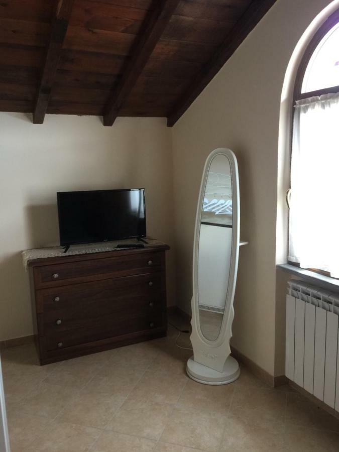 Casa Vacanze Elena Rometta ภายนอก รูปภาพ