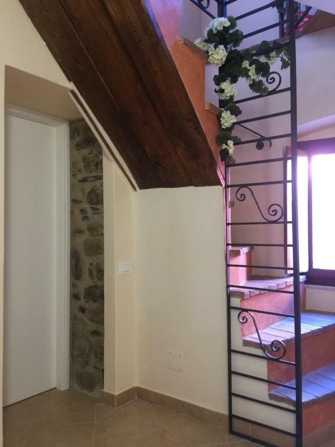 Casa Vacanze Elena Rometta ภายนอก รูปภาพ