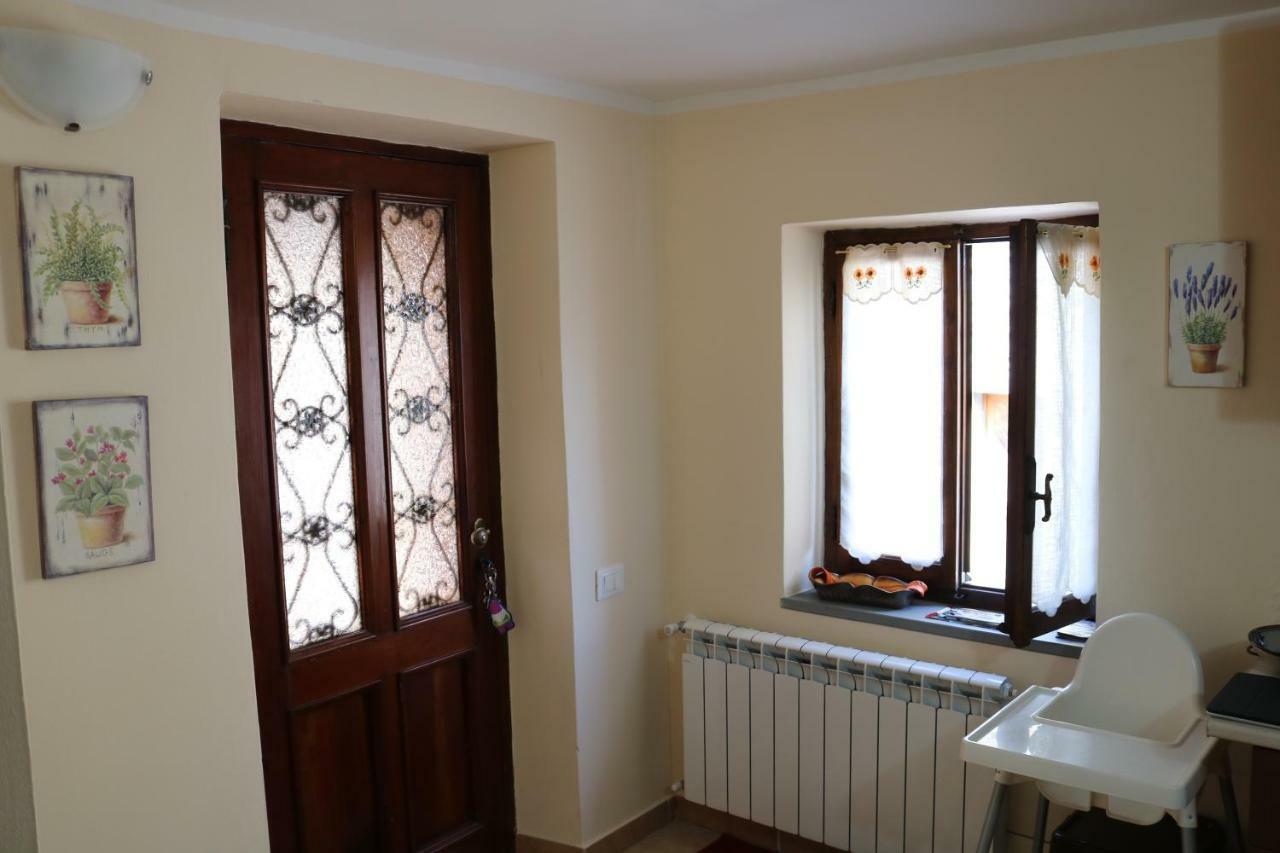 Casa Vacanze Elena Rometta ภายนอก รูปภาพ