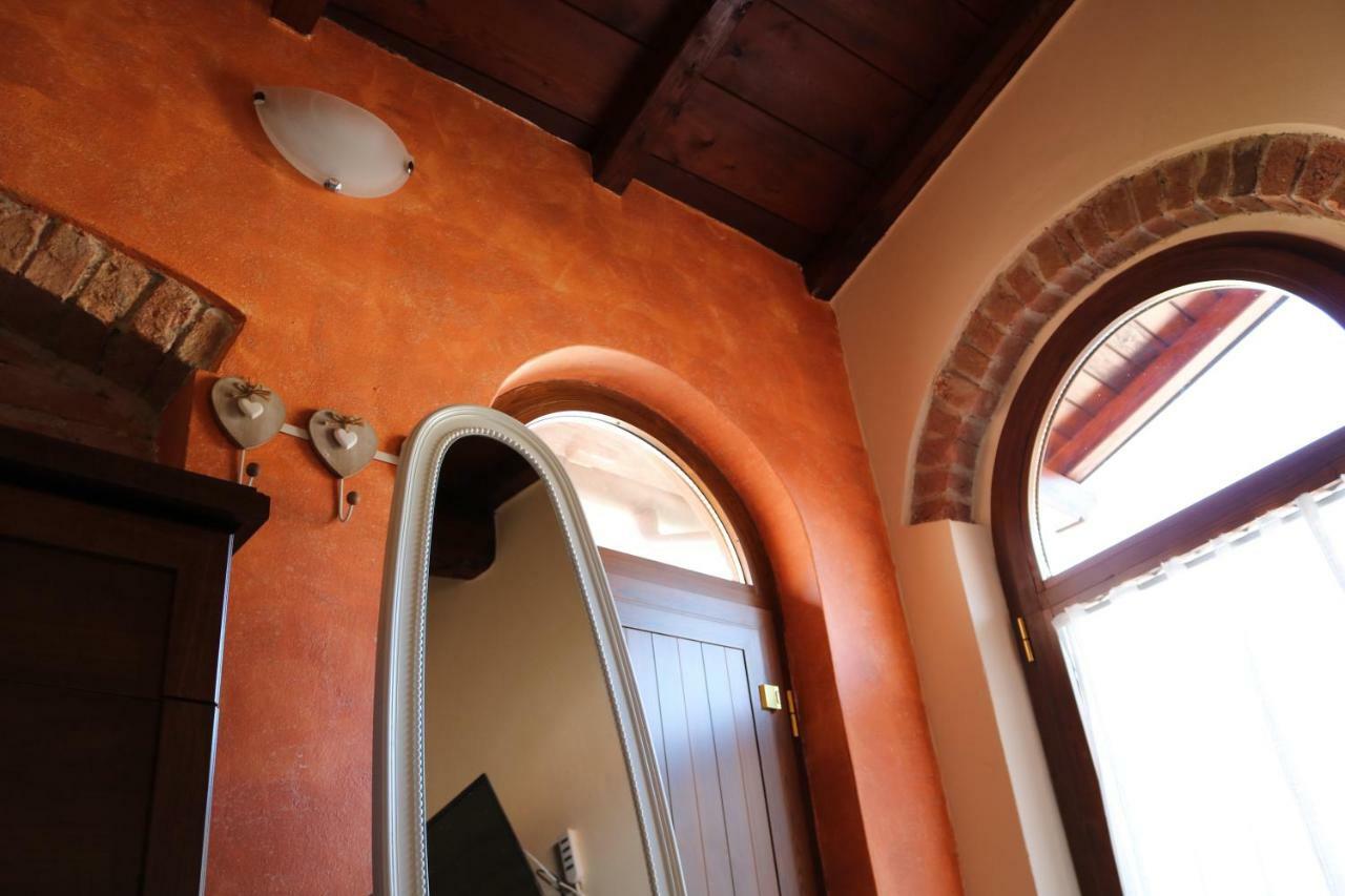 Casa Vacanze Elena Rometta ภายนอก รูปภาพ