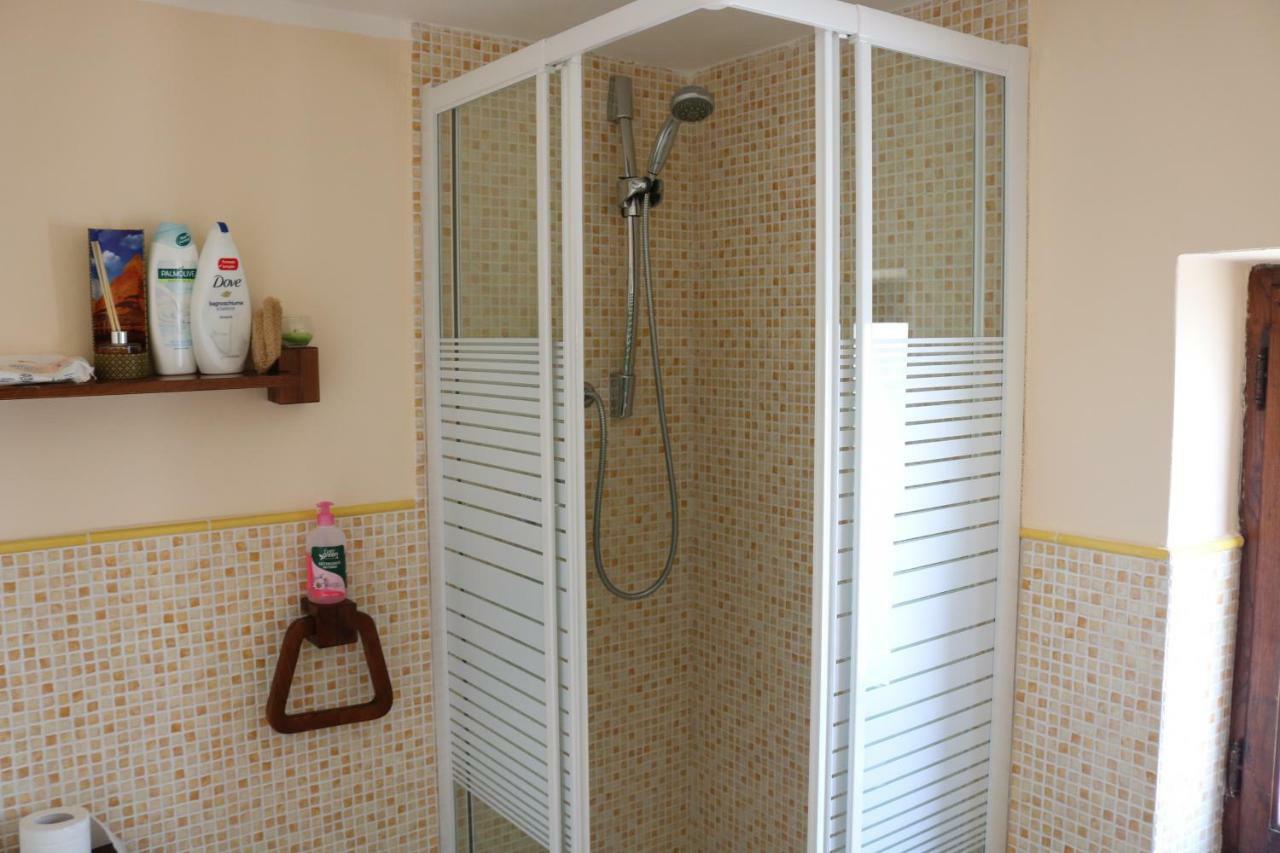 Casa Vacanze Elena Rometta ภายนอก รูปภาพ