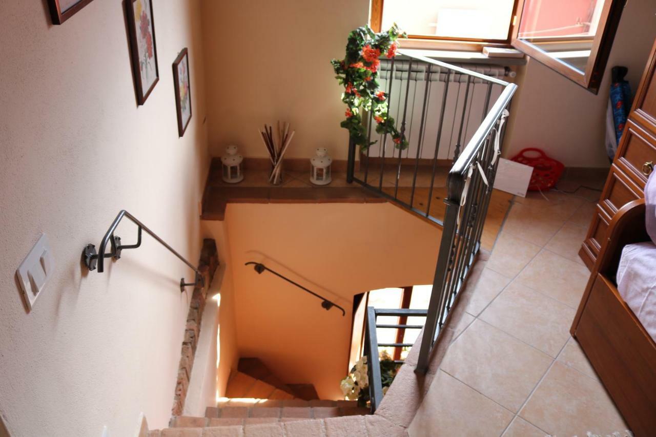 Casa Vacanze Elena Rometta ภายนอก รูปภาพ